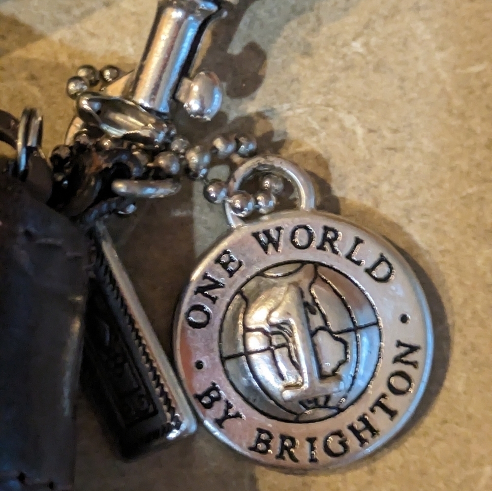 Brighton One World black leather snake embossed crossbody EUC - Picture 10 of 10